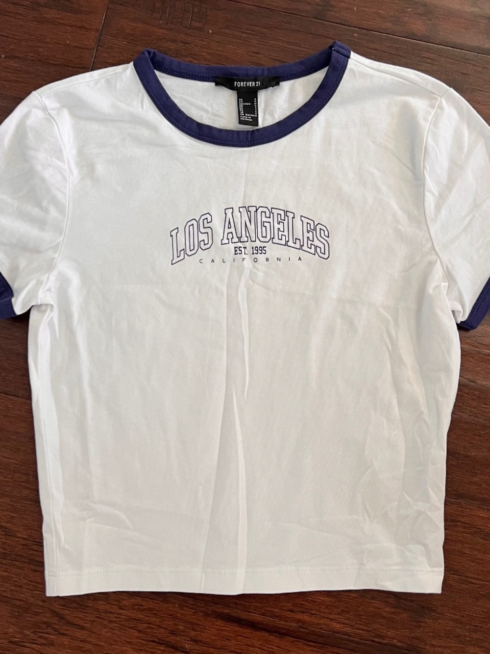 Forever 21 Short Sleeve Cropped Los Angeles Tee Size Small